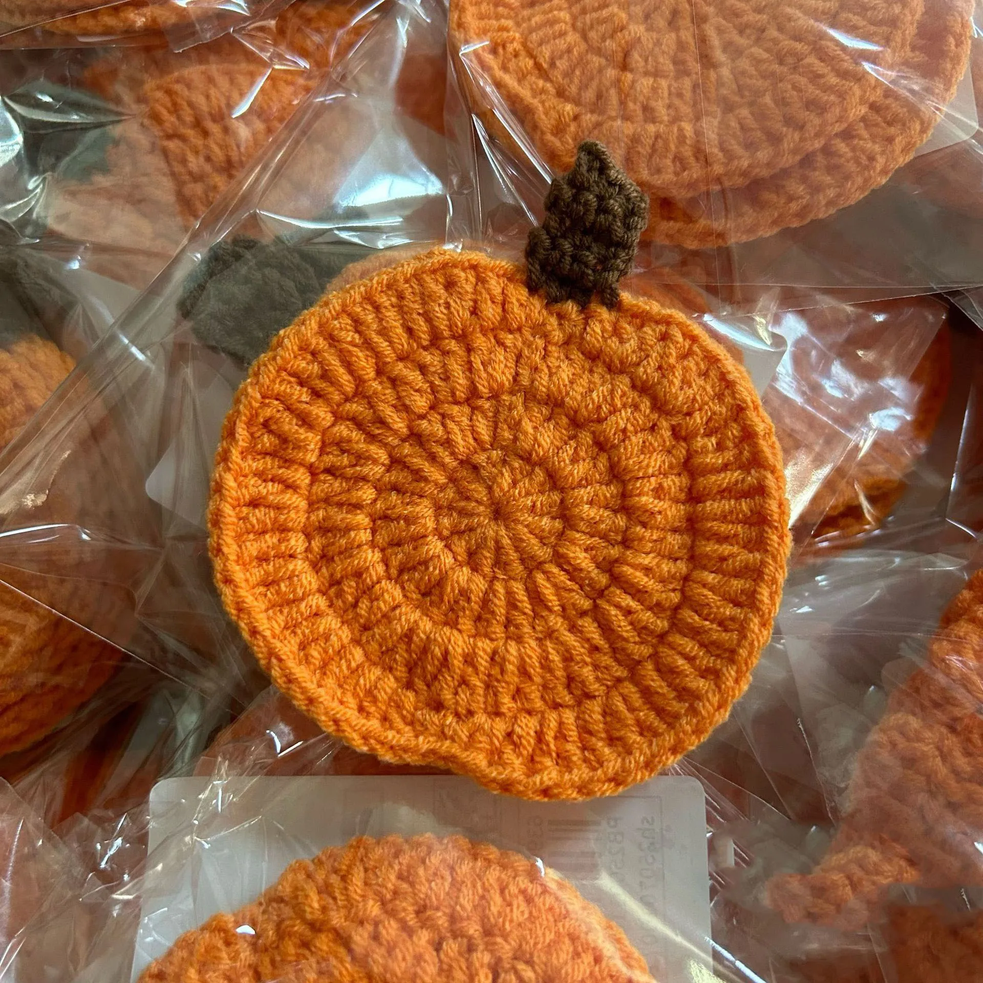 Handmade DIY Hook Knitted Halloween Pumpkin Cup Mat Handmade  Wool Anti Heat Makeup Mat Orange 4 pieces/Set Table Decoration