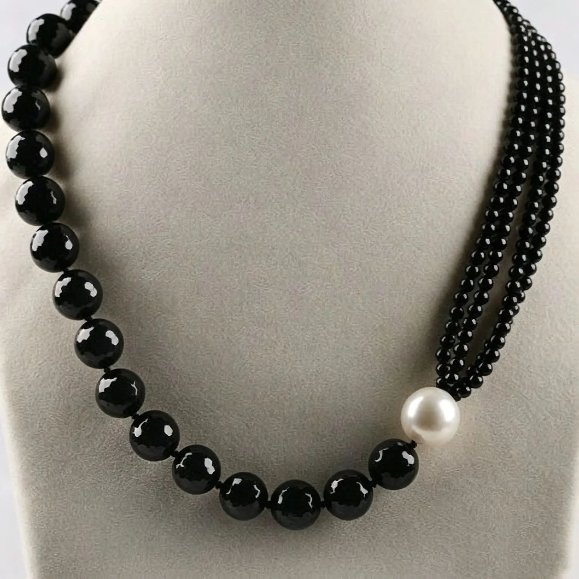 

Vintage Multi-layer Black Onyx & Pearl Necklace Tassel Choker Luxury Women Evening Dress Party Jewelry