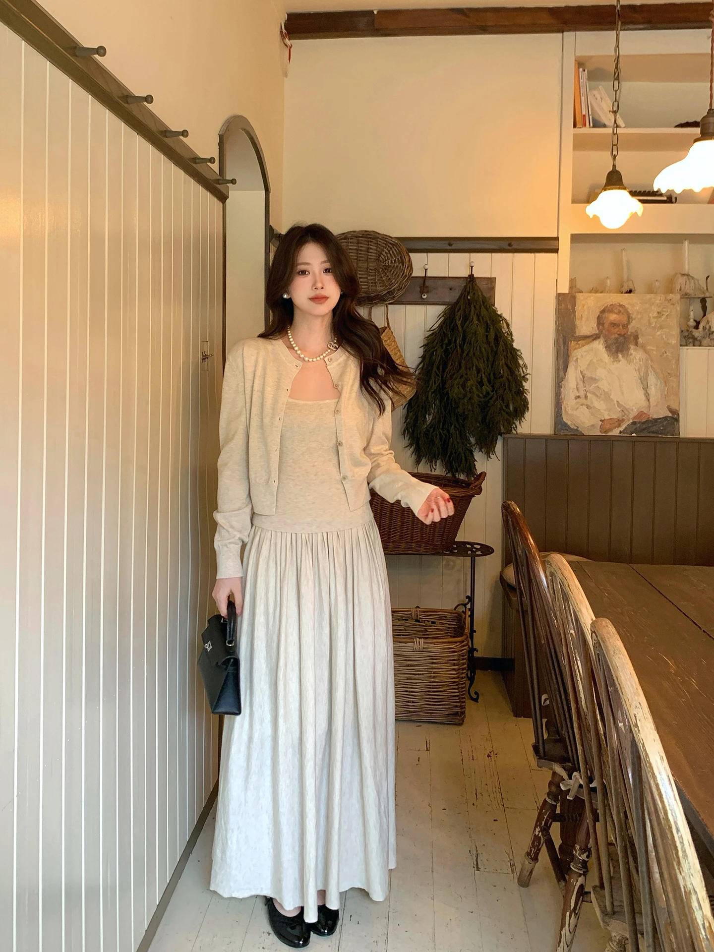 

Комплект из трех предметов: кардиган на бретельках, юбка и футболка, вязаный, женский, весенний, модный, в корейском стиле, от Chuqing