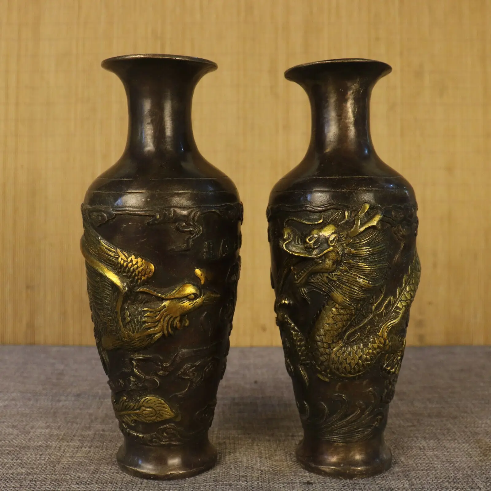 

Collectible Chinese old copper bronze gilthandmade dragon phoenix exquisite vase