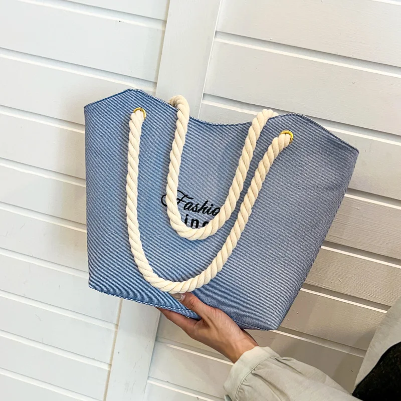 

High End Handbag for Women, 2025 New Trendy and Fashionable Shoulder Bags, Large Capacity Commuting Handbag Tote