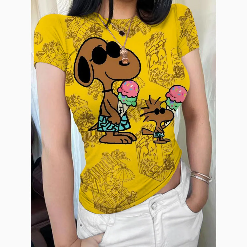 Basic short sleeved women\'s T-shirt Snoopy print top women\'s fashion Korean T-shirt round neck tight top