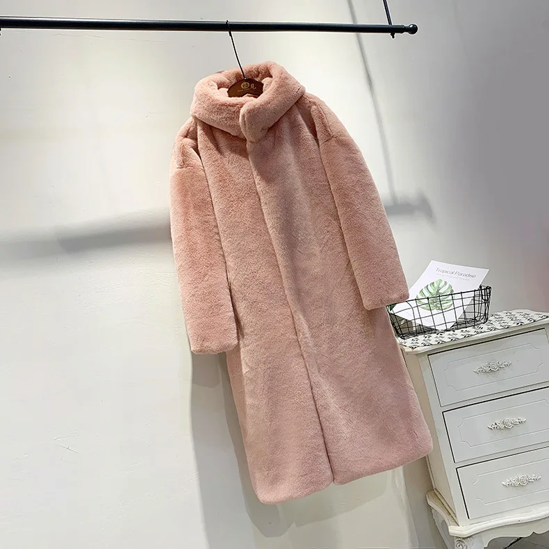 2023 autunno e inverno nuova versione coreana di imitazione pelliccia di velluto di visone spessa giacca di peluche allentata da donna