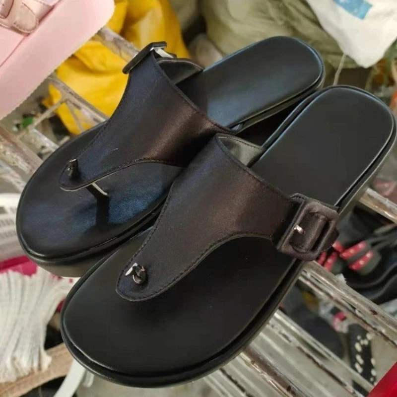 Fibbia per cintura infradito Casual pantofole con punta a Clip sandali con plateau in tinta unita scarpe da passeggio da spiaggia di grandi