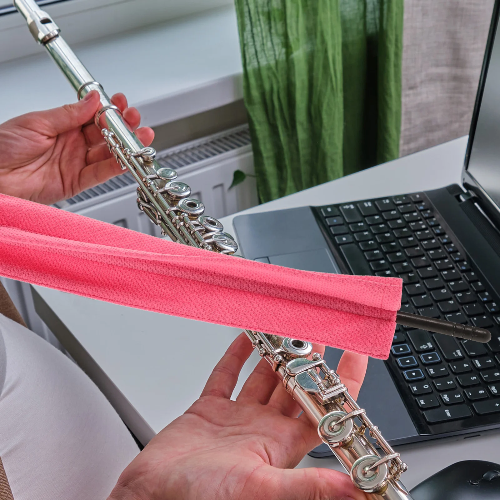 

1pcs Flute Cleaning Cloth Soft Durable Fiber For Comprehensive Instrument Maintenance Reusable Cleaning Tool Accessory For