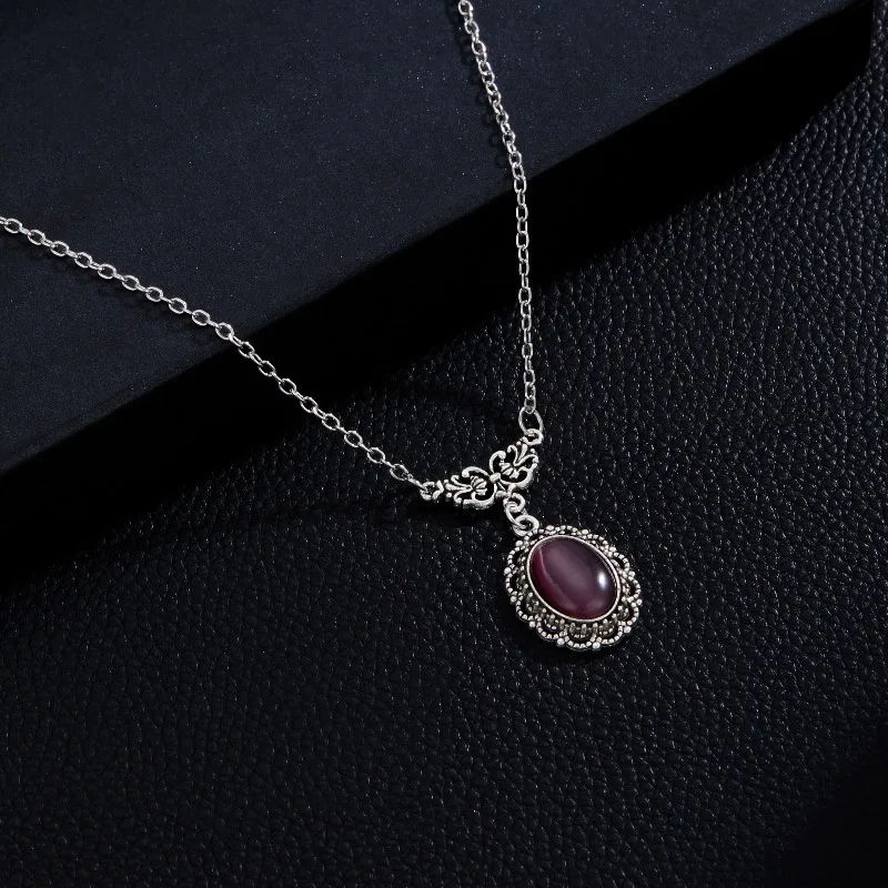 Exquisiter Luxuriöser Ovaler Anhänger Halskette Synthetisches Zirkonia-Design Partygeschenke Valentinstag Täglicher Gebrauch Bankett-Anlässe
