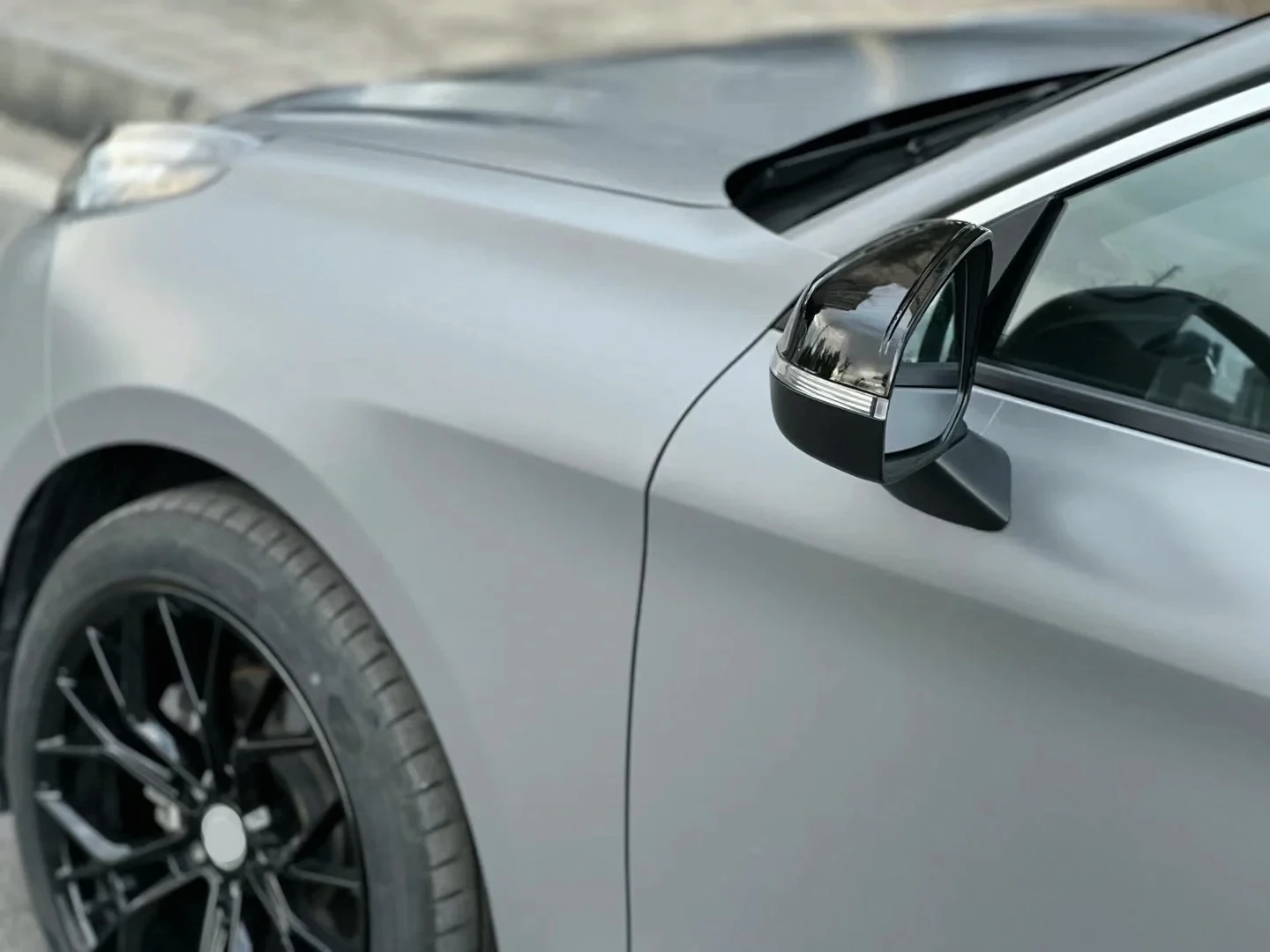 Matte Extinction Nardo Grey Auto-Vinylfolie mit Luftfreisetzungstechnologie für Motorrad- und Autokarosserie-DIY-Dekoration Zubehör – Detail 6