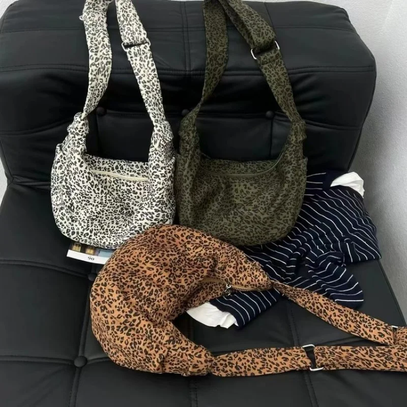 حقيبة يد جلدية مصممة للسيدات، حقيبة يد أنيقة وأنيقة، خيار كروس نسائي أزياء فاخرة