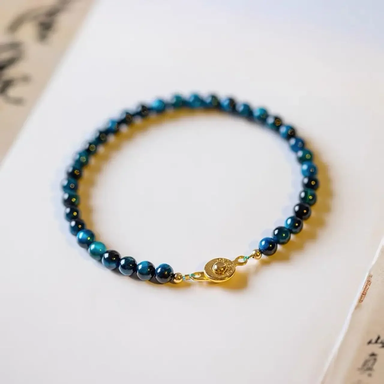 Natural Blue Tiger Eye's Bracelet Antique Round Bead Cat's Eye Necklace White Female Niche Ins Blue Hand String Women's Jewelry