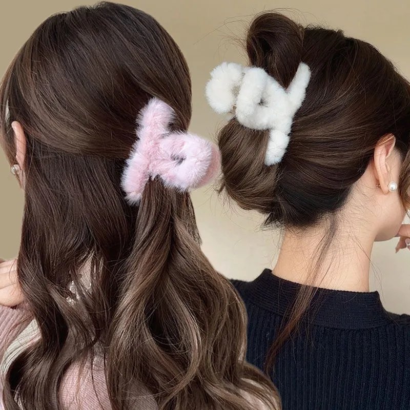 

Cute Winter Plush Hair Claw Clip Fashion Faux Furry Hair Claws Korean Style Hair Clips for Women Girls Hair Accessories Headwear