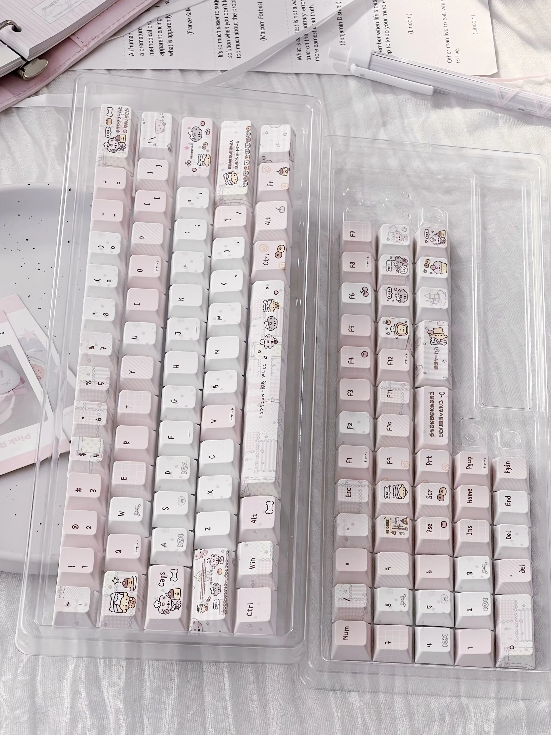 131 Keys Pudding Roll Keycaps Cute Girl Low Saturation Pink Keycap Cherry Profile Pbt Five-sided for ANSI Made68 Mad68 Wooting60