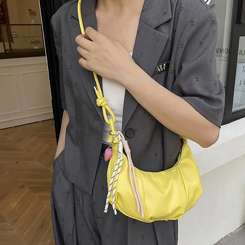Umhängetasche für Damen, Kunstleder-Schultertasche, plissierte Halbmond-Hobo-Tasche, Unterarm-Tasche, lässige Umhängetasche, Messenger-Tasche – Detail 23