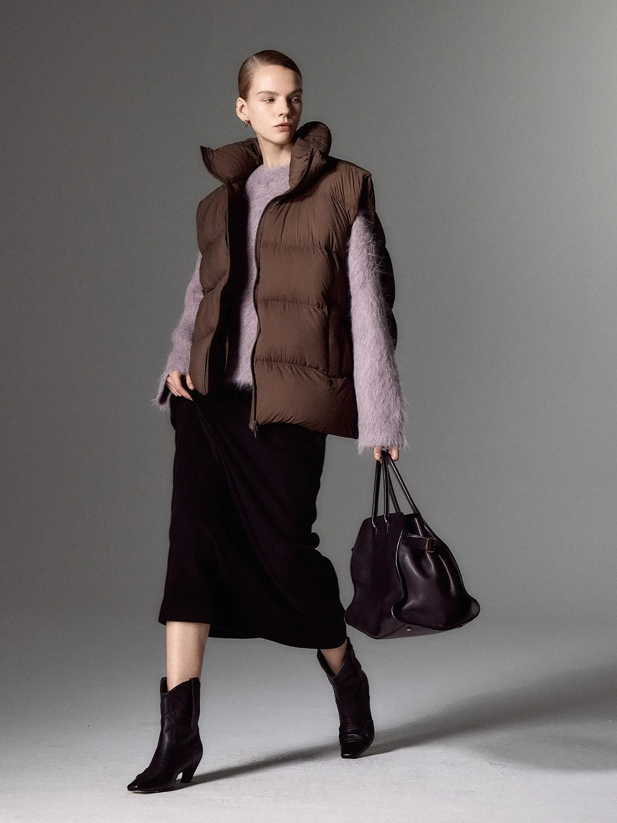 Versatile Slimming Women's down Vest 2025 New Autumn Winter White Du down Brown Warmth Trendy Outdoor Wear Straight Tube