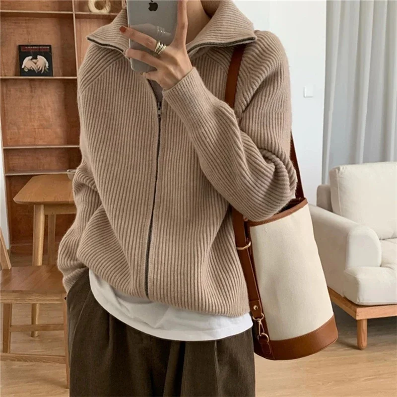 2024 Autumn Winter Korean Retro Zipper Knitted Women's Cardigan Loose Casual Lazy Solid Color Turn-down Collar Sweater Top 31046