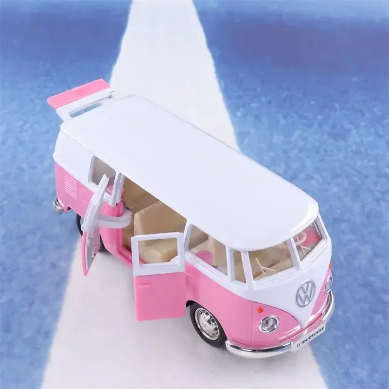 1:36 Volkswagen T1 Bus Alloy Diecast Toy Car Models Metal Vehicles Classical VW Buses Pull Back Toys For Children X23