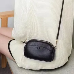 Borsa piccola borsa per cellulare da donna 2024 nuova borsa leggera portafogli per chiavi portatili in morbida pelle di moda