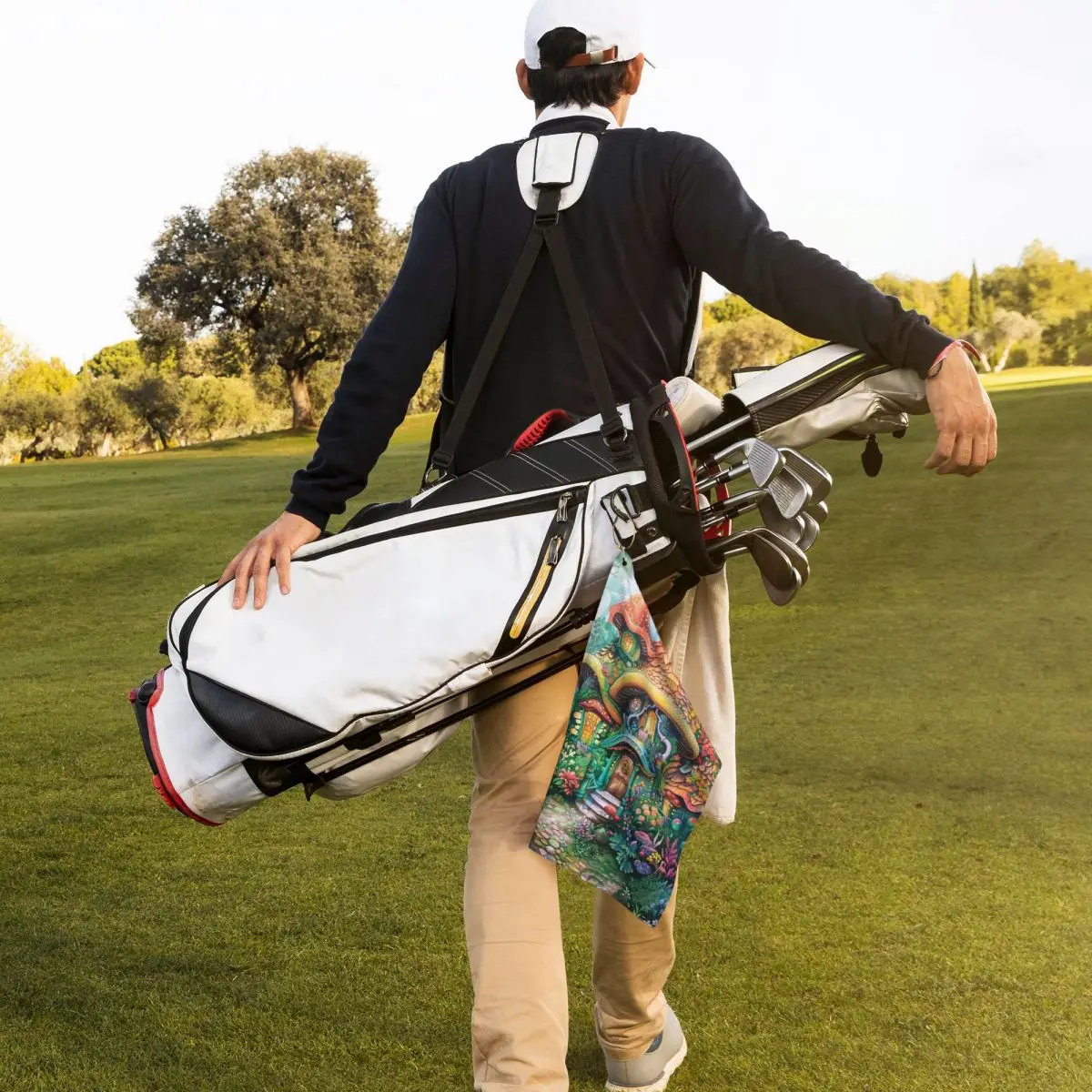 DIY customized golf towel with super absorbent and quick drying properties featuring a chicken eye buckle and a climbing buckle