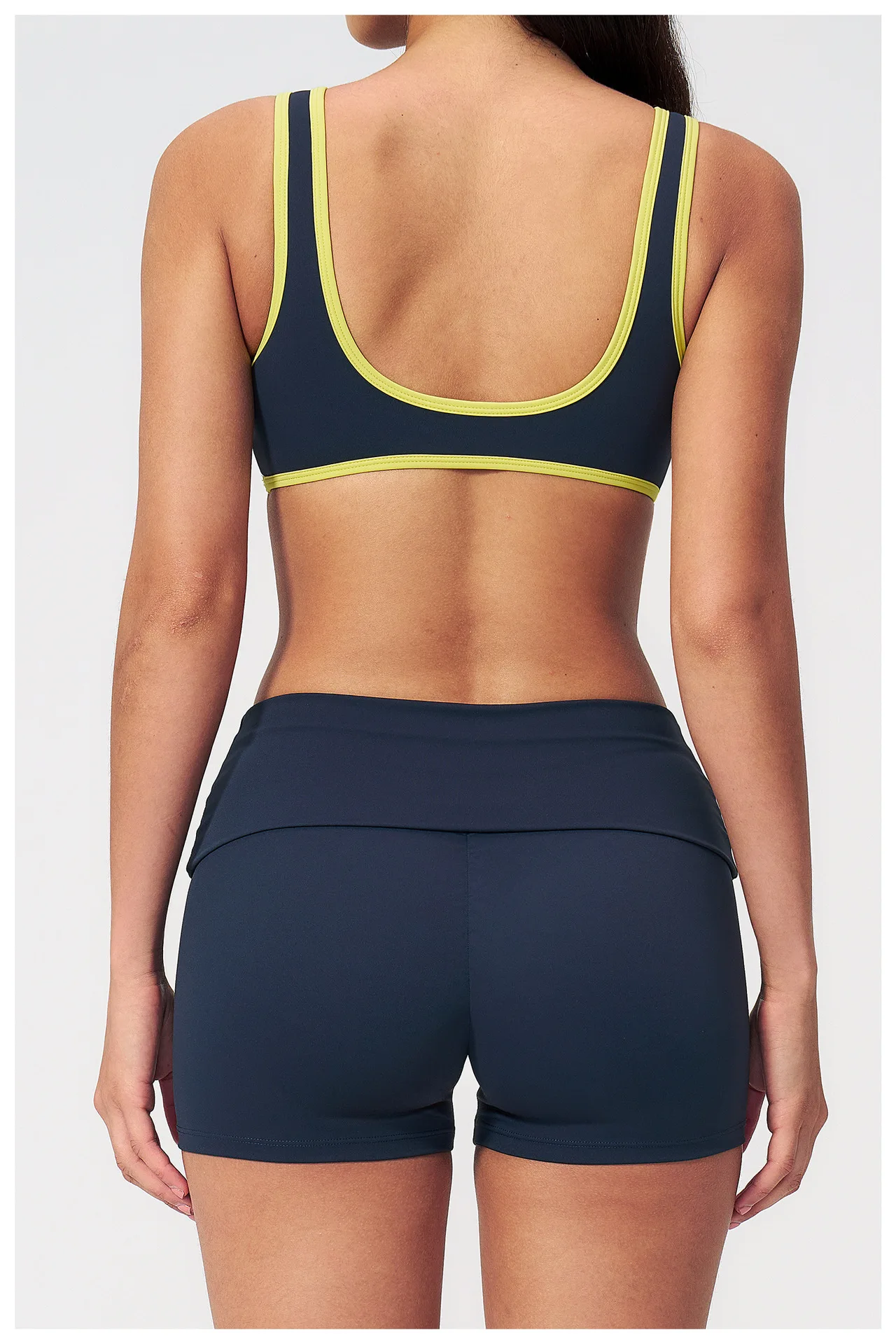Size chart and fit details