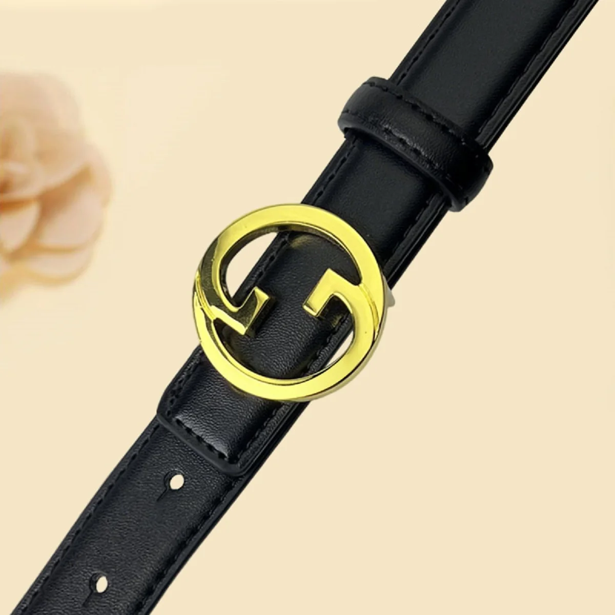 

Стильный женский пояс с блестящей хрустальной пряжкой Double G, высококачественный гладкий ремень из искусственной кожи, модный дизайнерский аксессуар для талии.