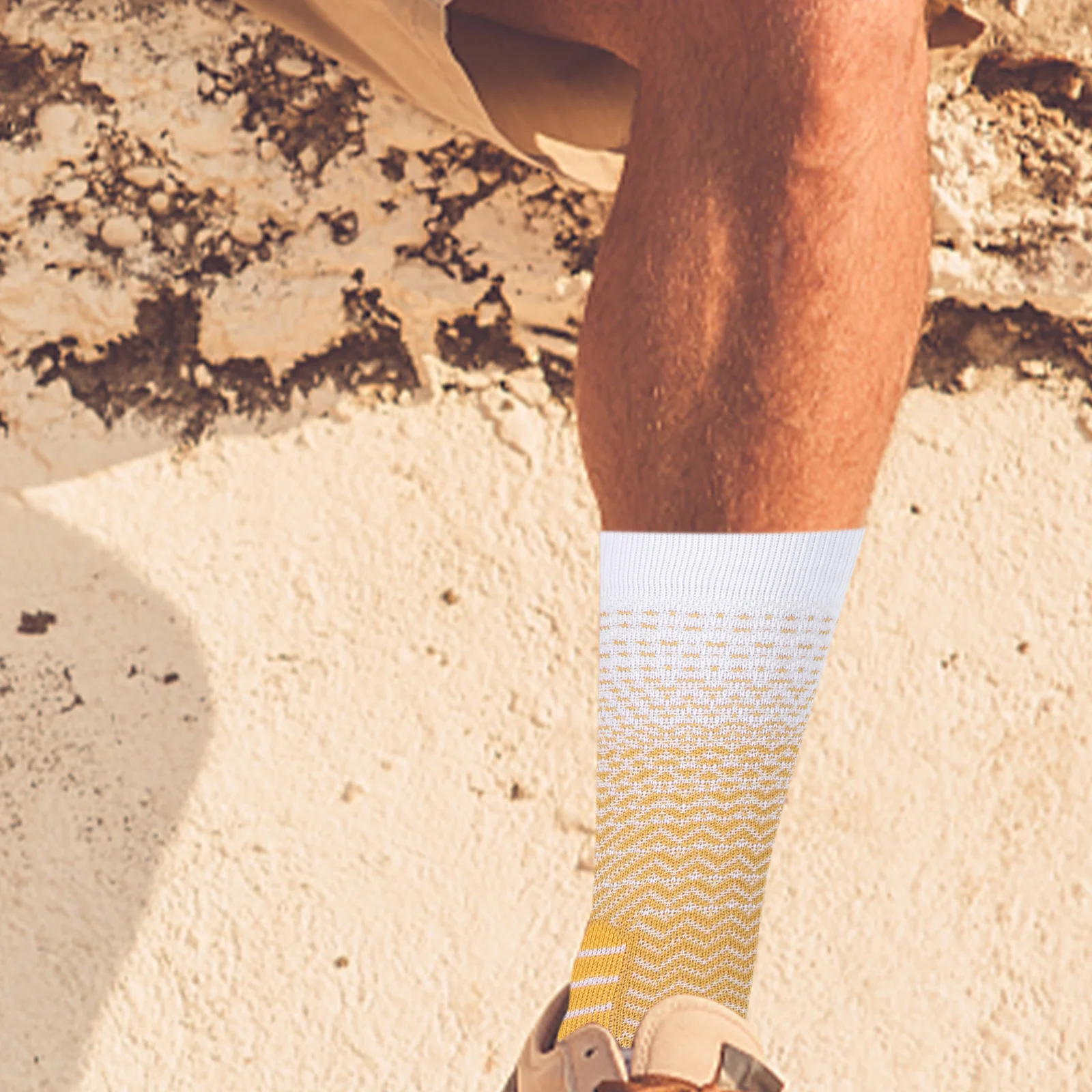 

1Pair Enhanced Cushioning Sports Socks High Elasticity Breathable Lightweight for Men Outdoor Activities Running Hiking