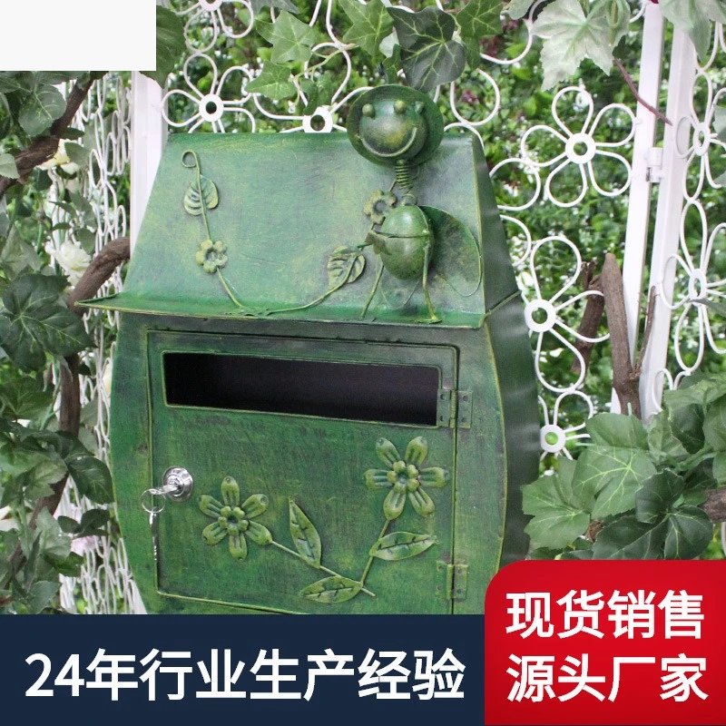 Wrought iron mailbox Metal wall hanging mailbox Vintage handmade creative mailbox Home gardening crafts