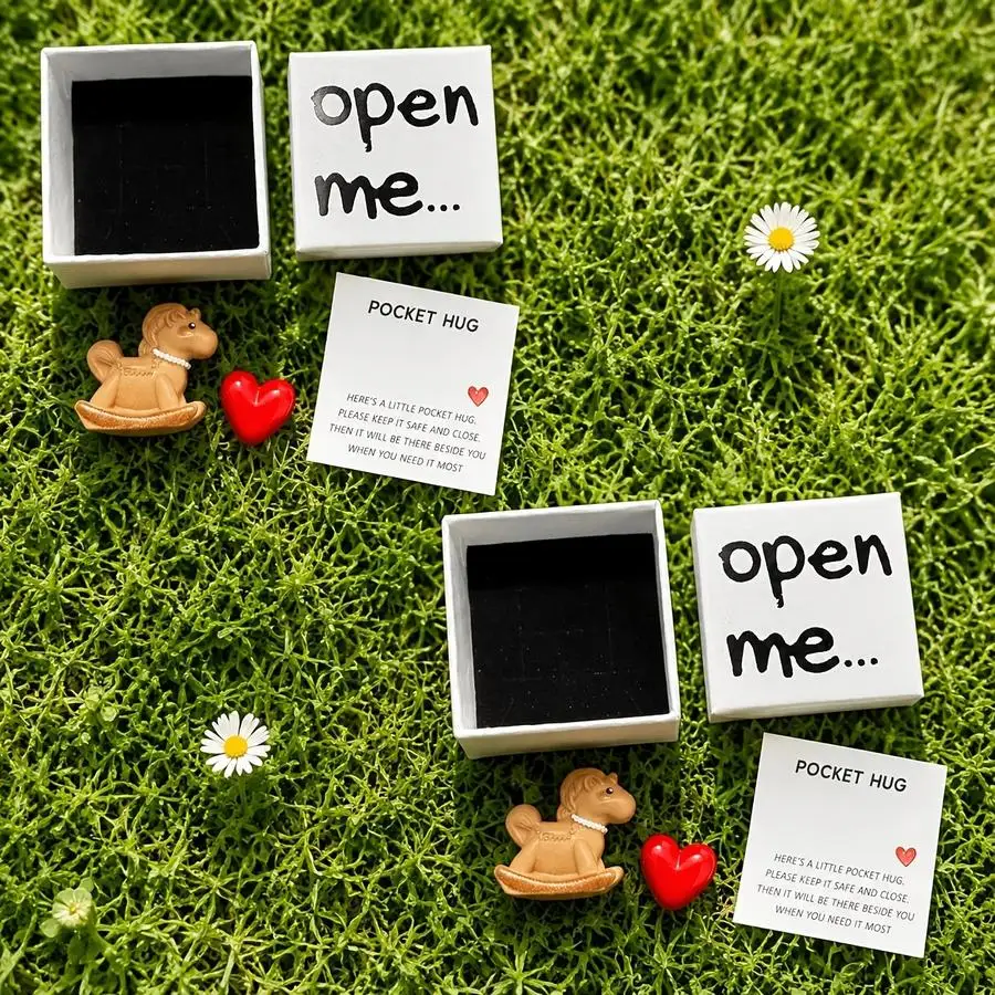 1/5/10/20/50/100pcs Set (Box And Card And Resin Miniature Horse And Resin Heart) Surprise Party Gift Box Miniature Horse Gift Bo