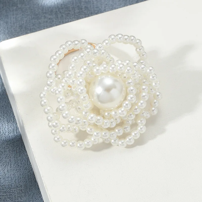 Vintage White Pearl Flowers Rings for Women Girl Exaggerate Elegant Party Jewelry Gift HUANZHI 2024 NEW INS