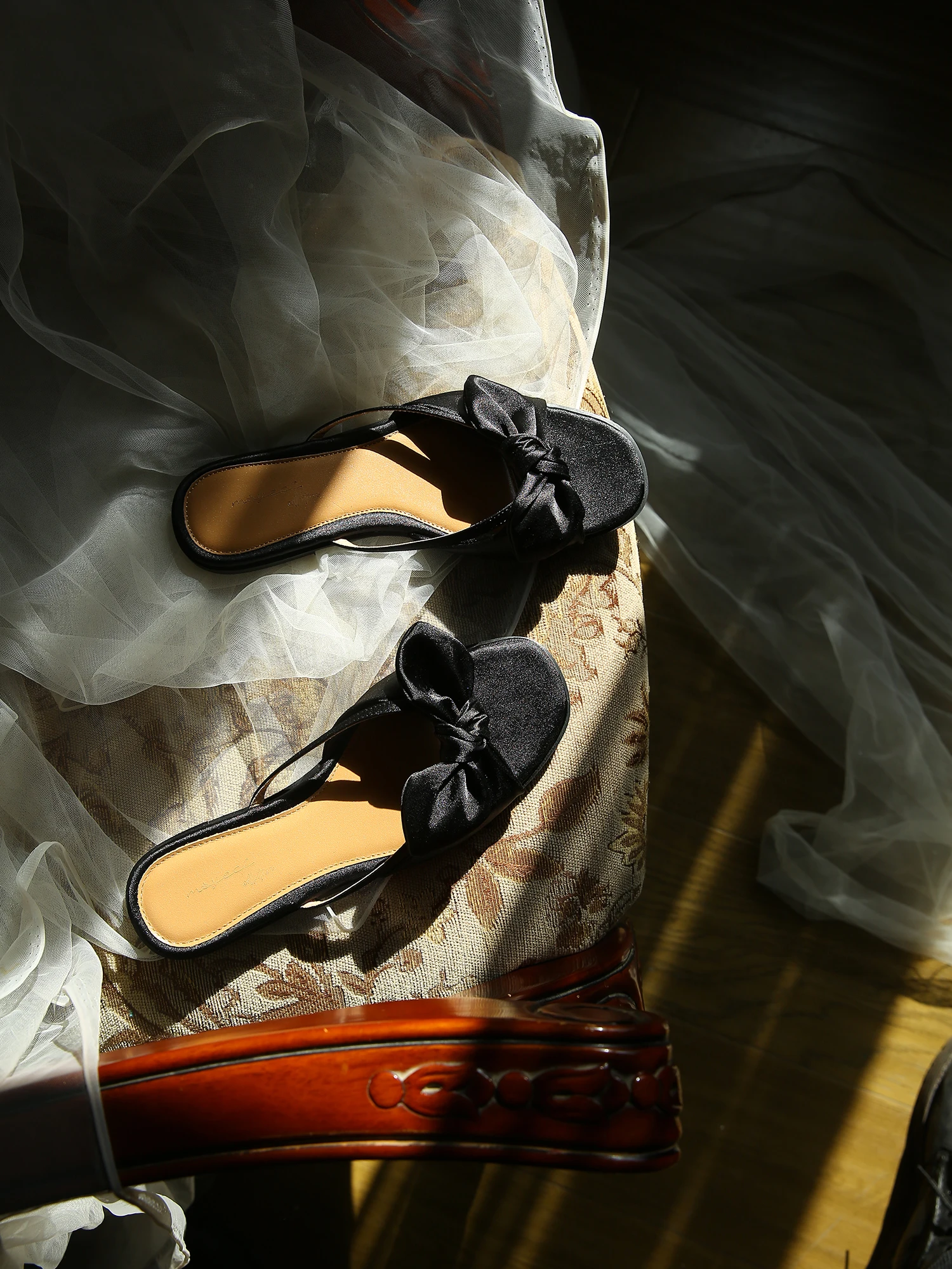 

Korean Style Silk Satin Knot Flat Bottom Women's Sandals Summer Open Toe Slip-On Shoes Fashionable Casual Rubber Sole