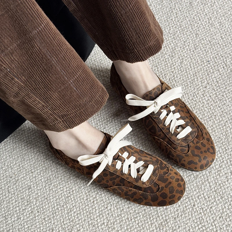 

Woman Flats Sheepsuede Flat Shoes Soft Sport Shoes Lace-Up Women's Leopard Shoes Girls Cozy Sneakers Spring Autumn Sneakers