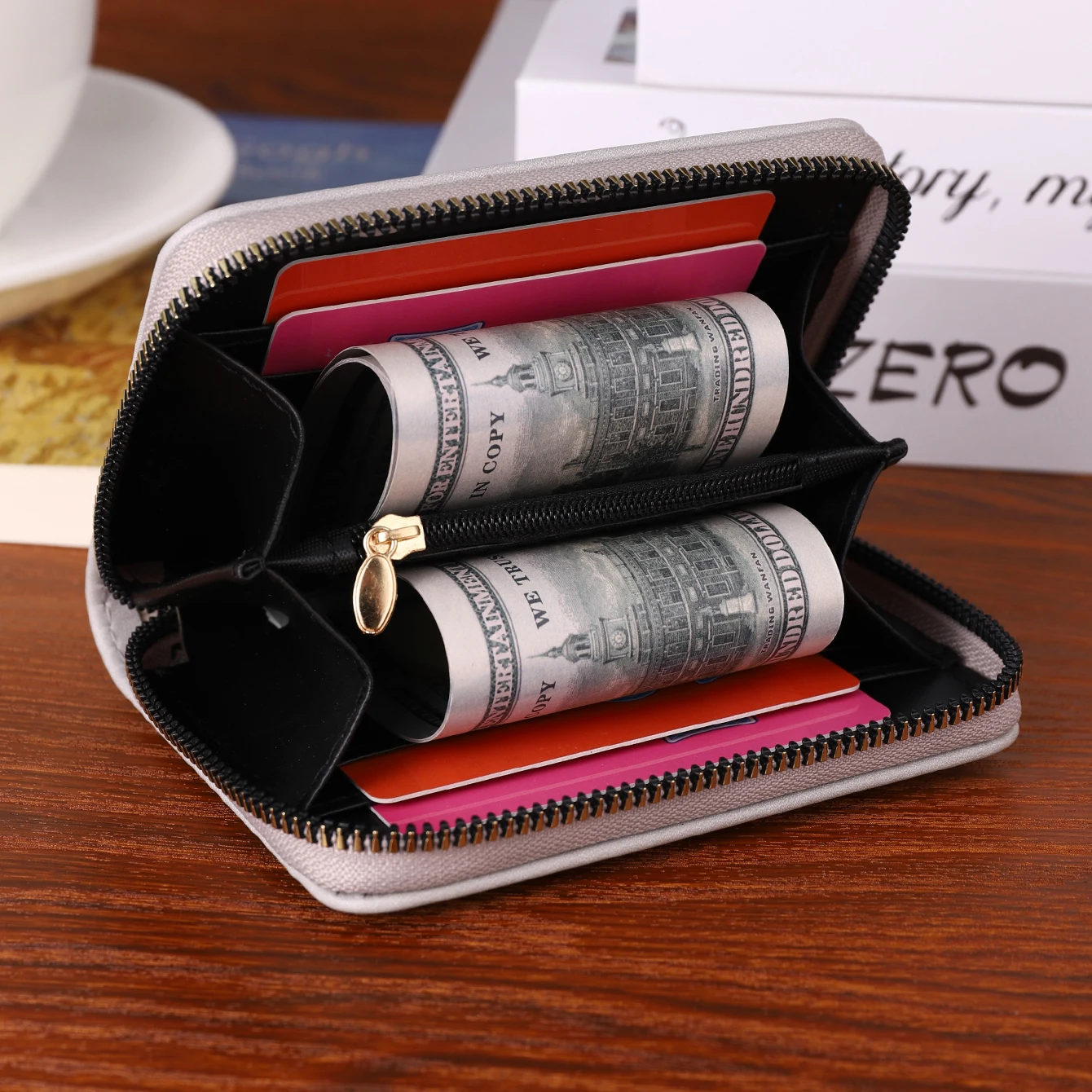 2023 New Wallet Alphabet Flower Ladies Zipper Wallet Coin Purse Keychain Card Holder Portable Fashion Short Clutch Wallet