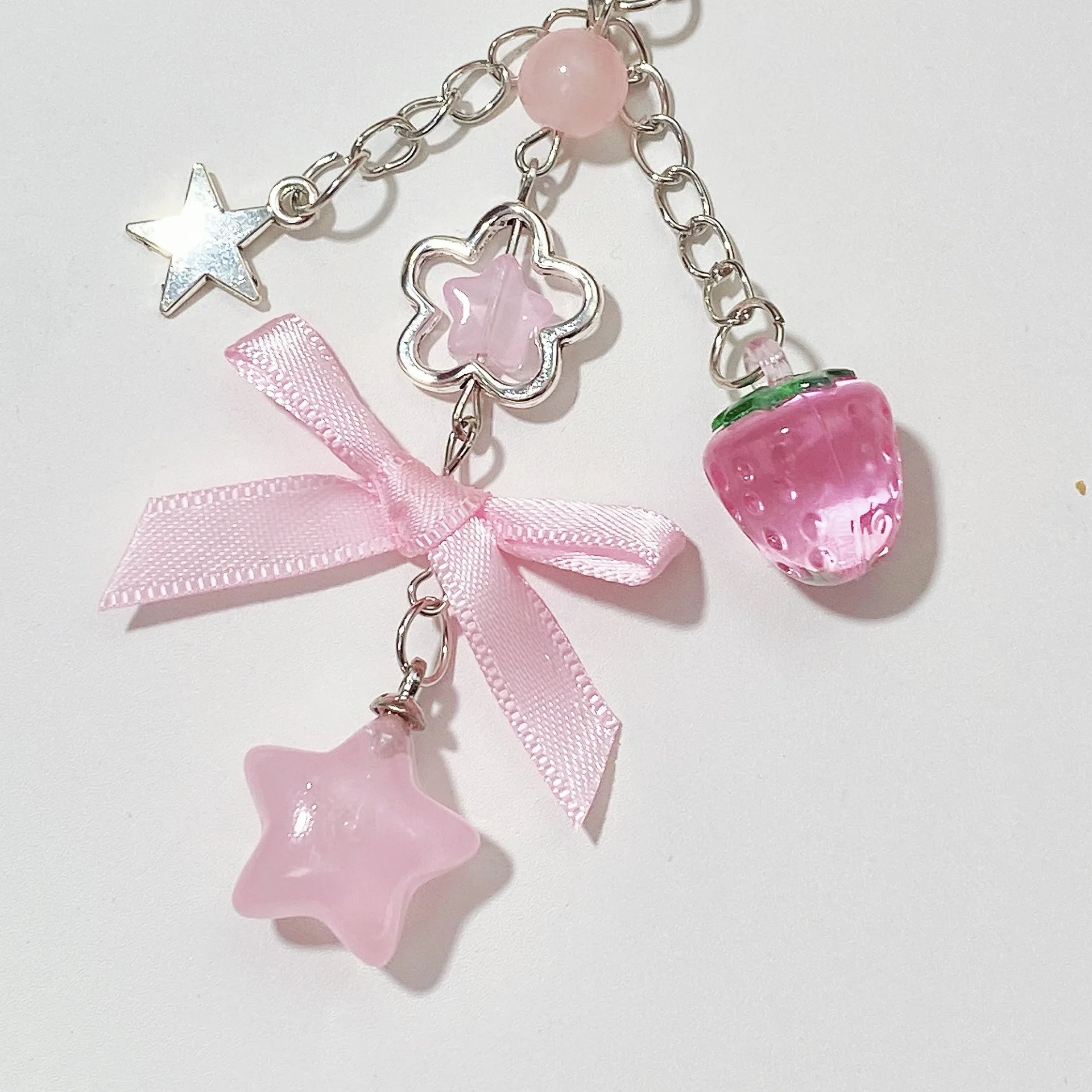 New Pink Five-pointed Star Girl Heart, Cute and Sweet Bag Pendant Strawberry Fruit Handmade Beaded Key Chains for Women