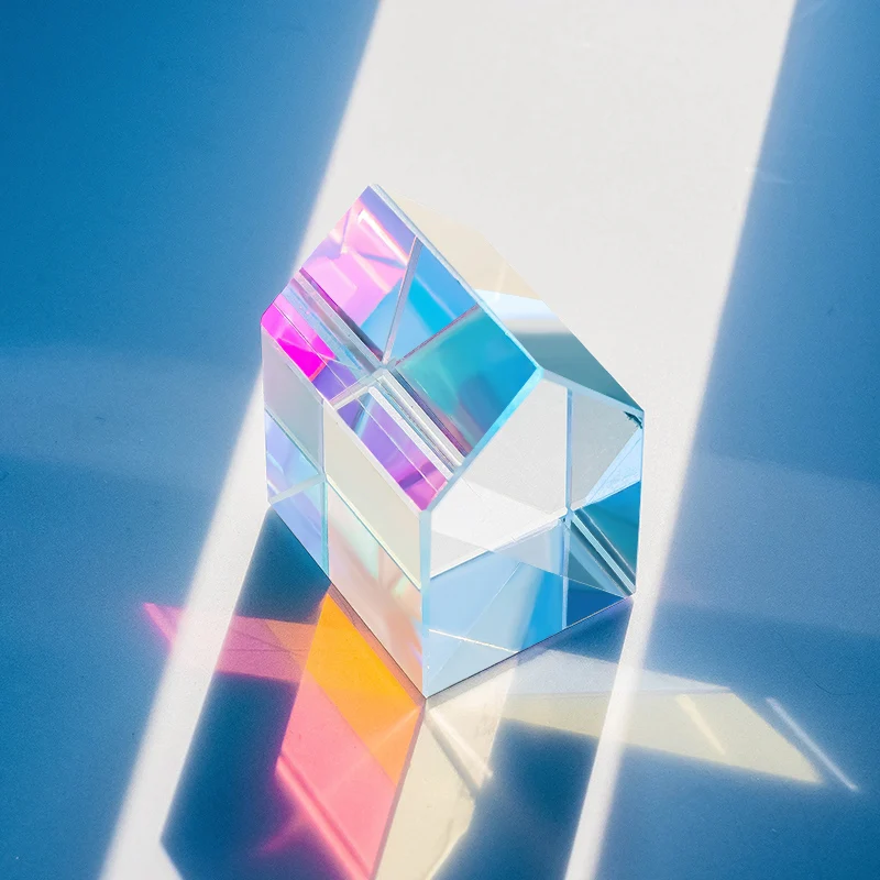BLUEZY Cube de Couleur 50MM K9 Prisme en Verre Cube Spécial RVB Dispersion Prisme Multicolore Jouets Prisme Cristal Cube pour l'éducation Physique et