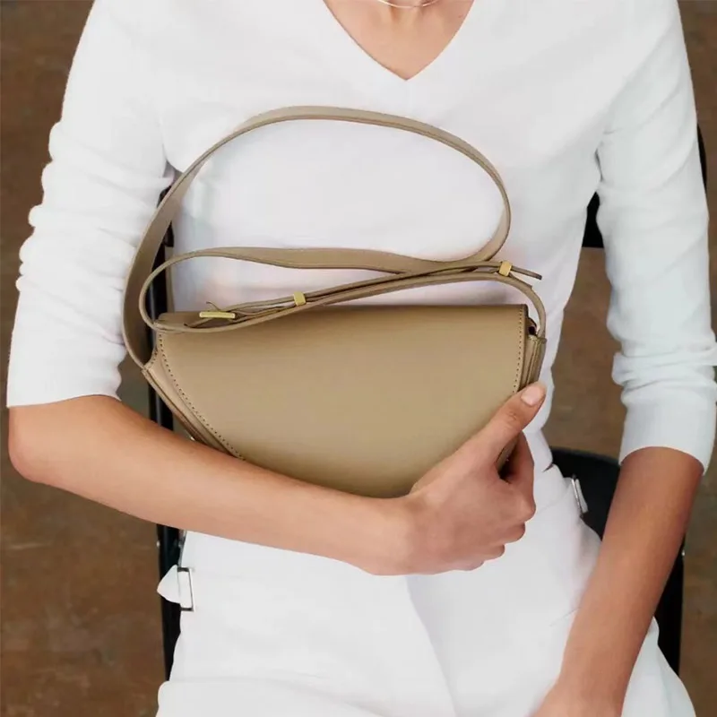 

New fashion women design irregular pu leather half-month handbag classic commuter armpit bag outdoor vacation travel shopping ba