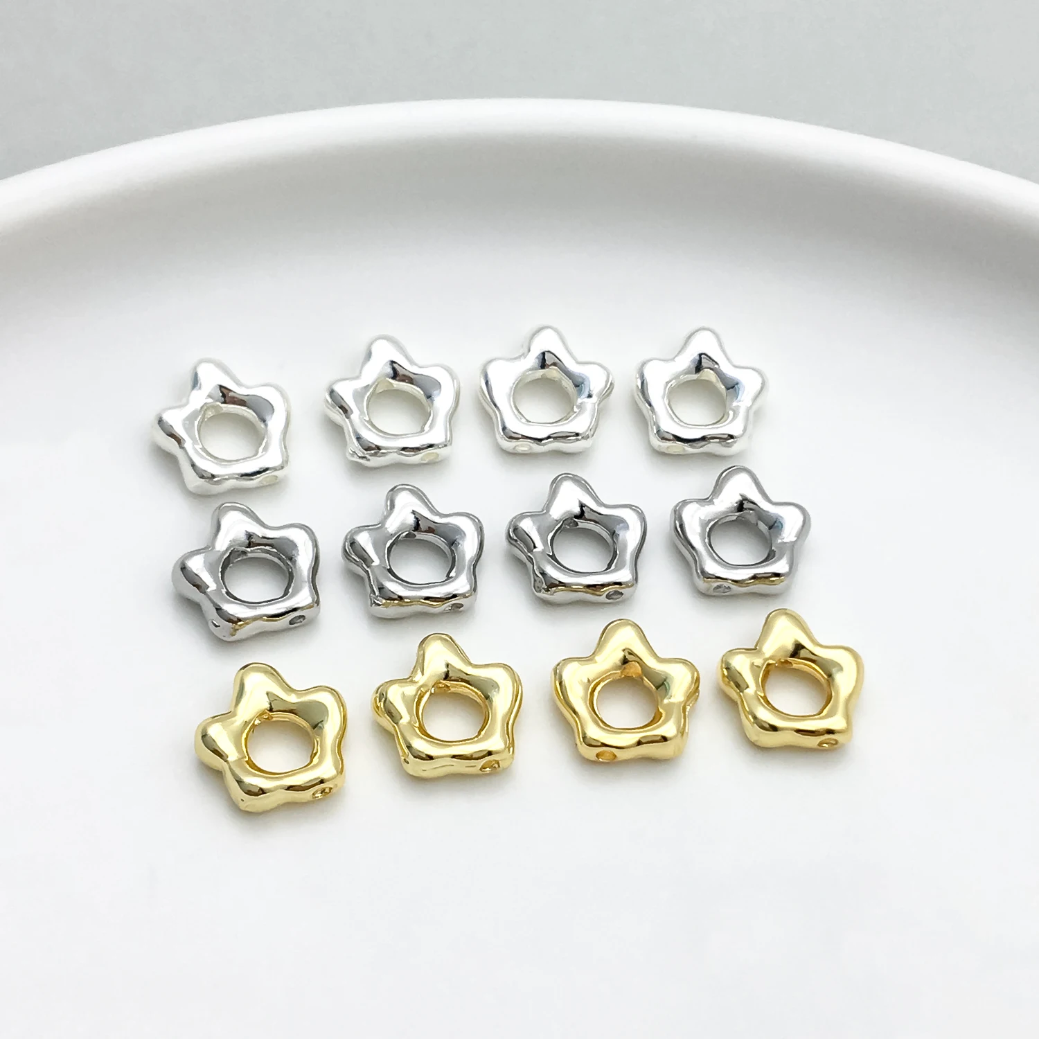 10pcs 9×10mm Copper-Plated Alien Small Flower Charms Hollow Ring Of Bead Spacer,Suitable For DIY Bracelets Jewelry Accessories - view 2