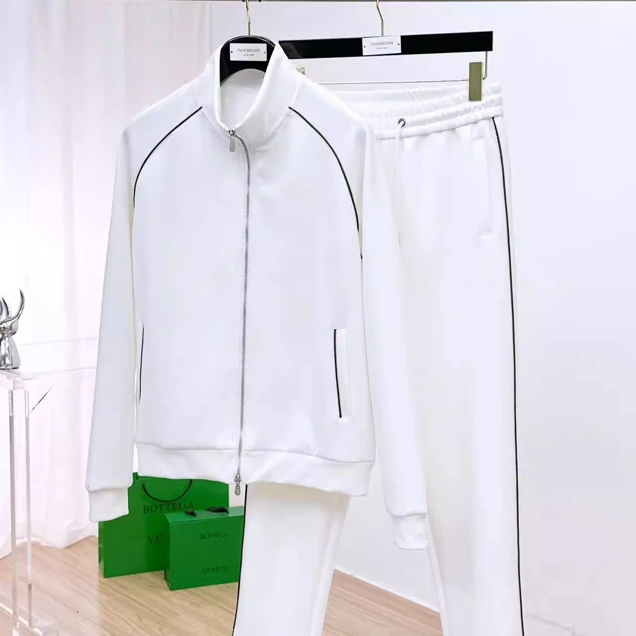 

BC Italy embroidery old money style men's casual suit stand-up collar sweater trousers