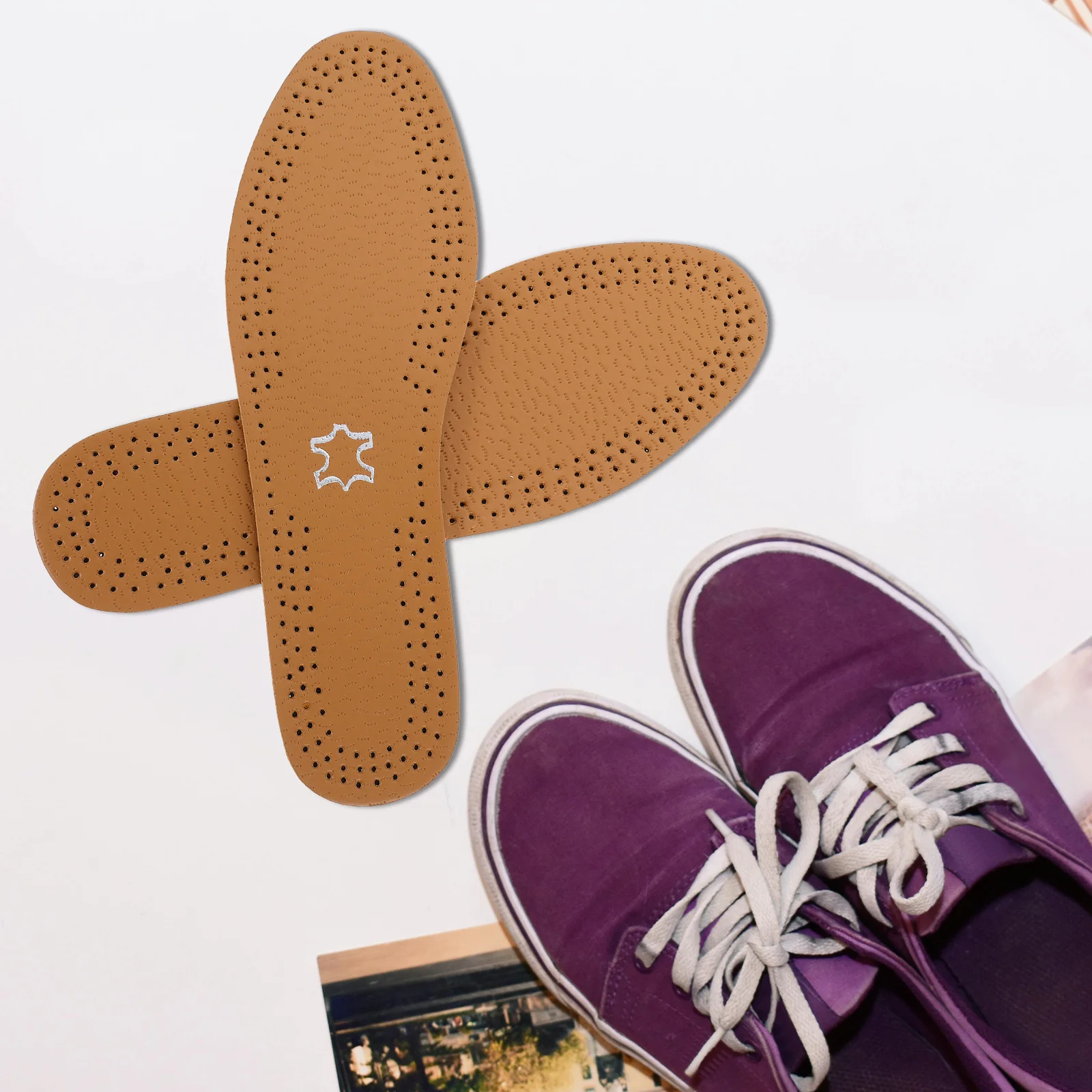 

1Pair Breathable Sports Insoles Cushioning Shock-Absorbing Shoe Liners for Men and Women Athletic Shoes Replacement Soft