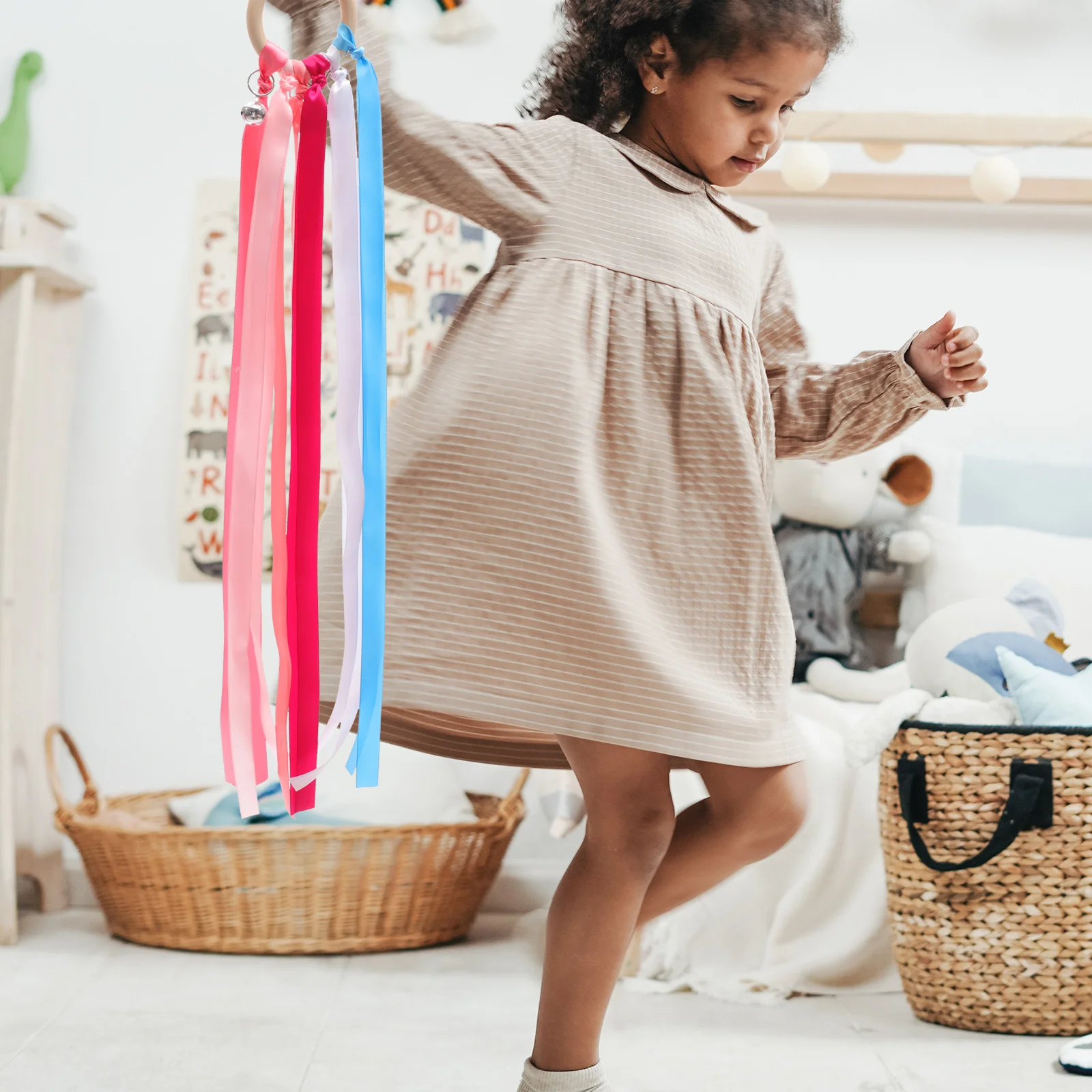 5 pezzi arcobaleno mano aquilone nastro da polso anelli sensoriali per i più piccoli corda da caccia all'aperto performance danza bambini nastro stelle filanti di legno