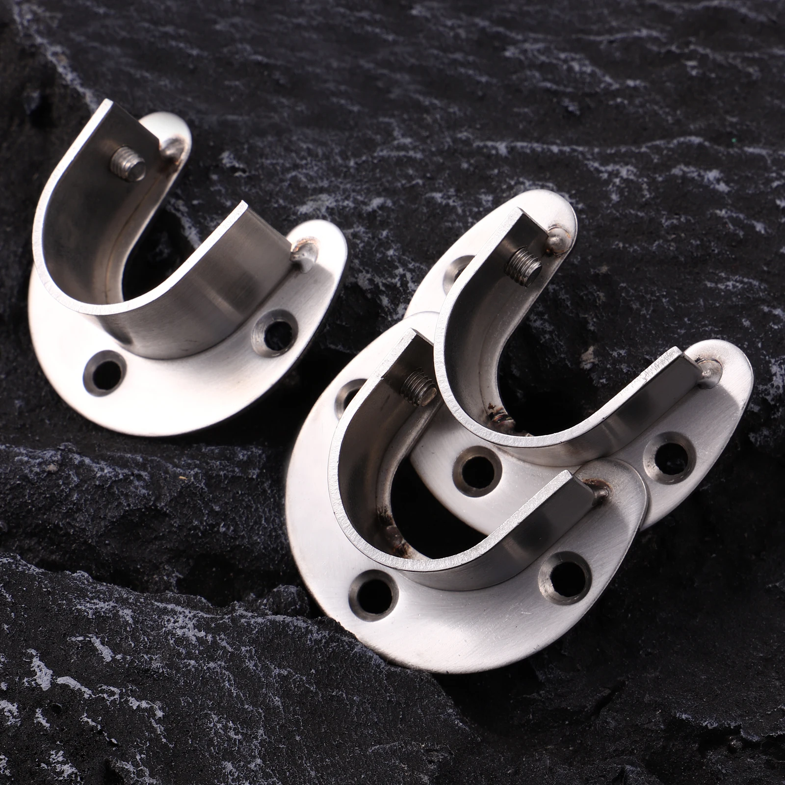 

4pcs Stainless Steel U Shaped Closet Rod Bracket Black Curtain Pole Holder for Shower Closet Organizers Home Storage Solutions