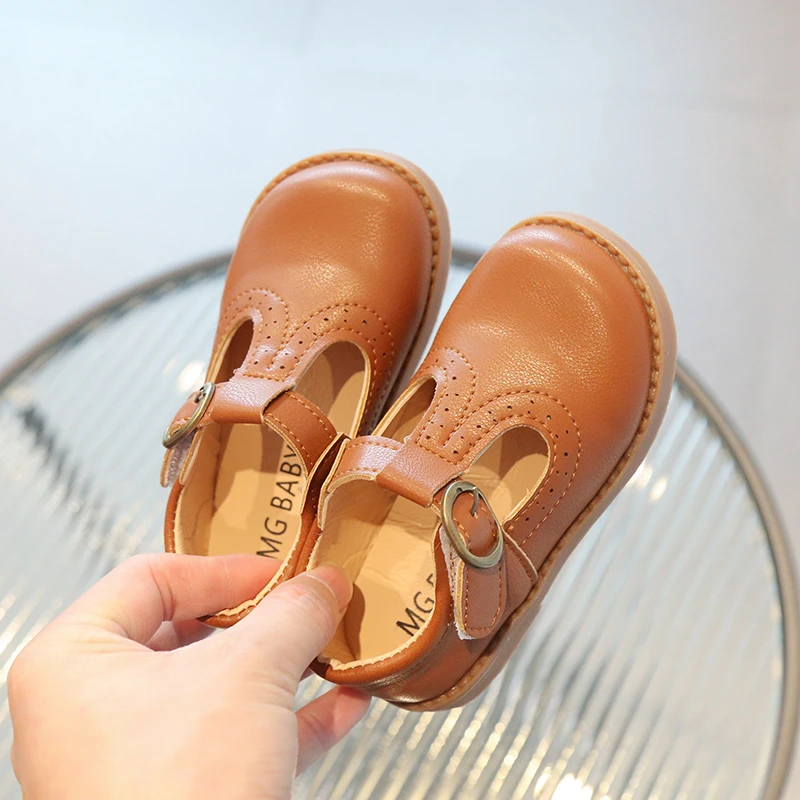 Japanese Style Children Leather Shoes Retro 2023 Spring and Autumn Hollow Boys and Girls Hollow Solid Color Loafers Fashion Kids