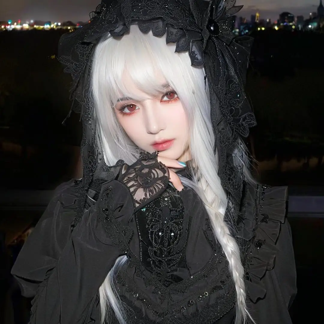 White synthetic wig - Halloween Gothic cosplay headpiece for role-playing - High-temperature silk wig cap for daily wear