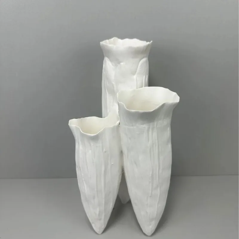 Ceramic Vase Abstract Coral Reef Triangular Shape Abstract Handicraft Desktop Storage Container Flower Vase Home Decoration