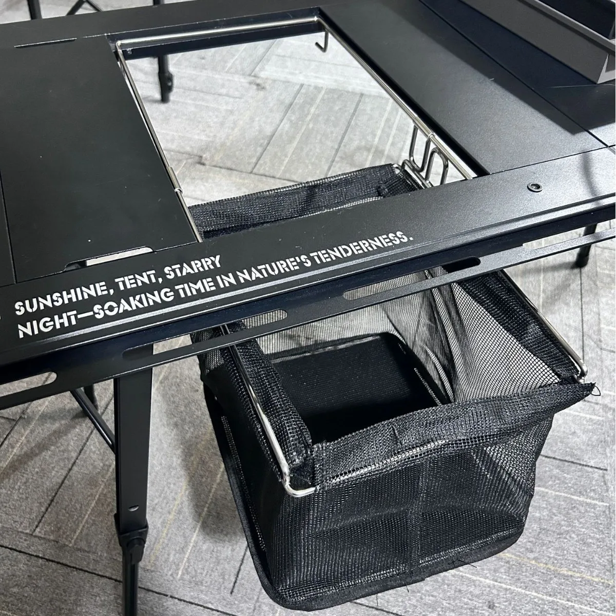 IGT Table Pull-Out Mesh Basket Portable Lightweight Foldable Drain Basket Tableware Storage Bag Outdoor Camping Accessories