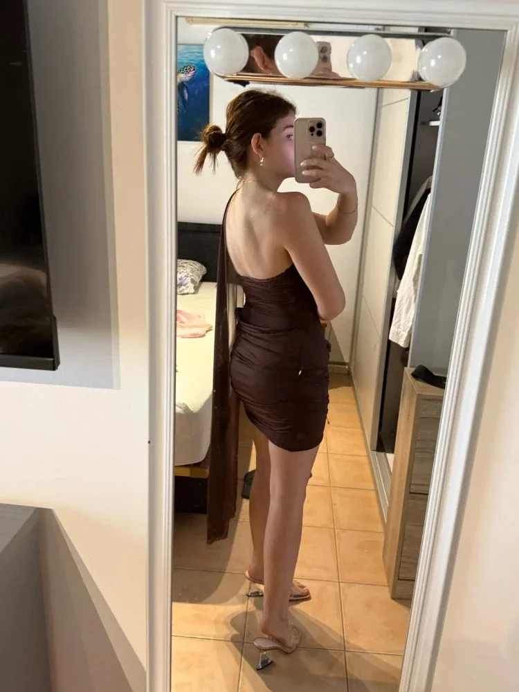 Chaxiaoa Mini abiti sexy senza spalline con spalle scoperte Abito da sera aderente con volant drappeggiato senza maniche alla moda da donna