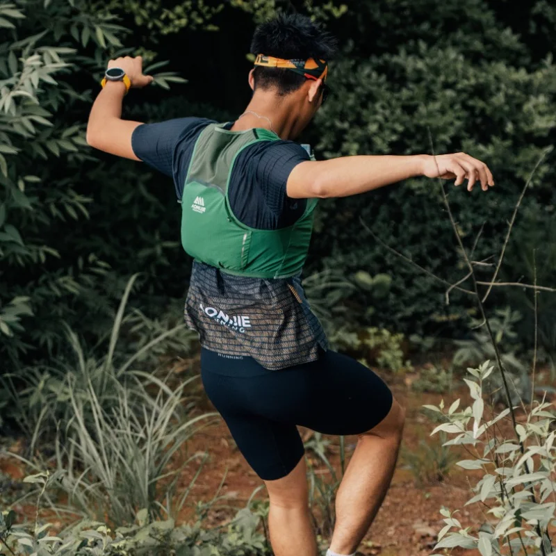 AONIJIE MB-4L Unisex 10L Sports Running Backpack Lightweight Off-Road Hydration Pack for Hiking Off-road Cycling Race Marath