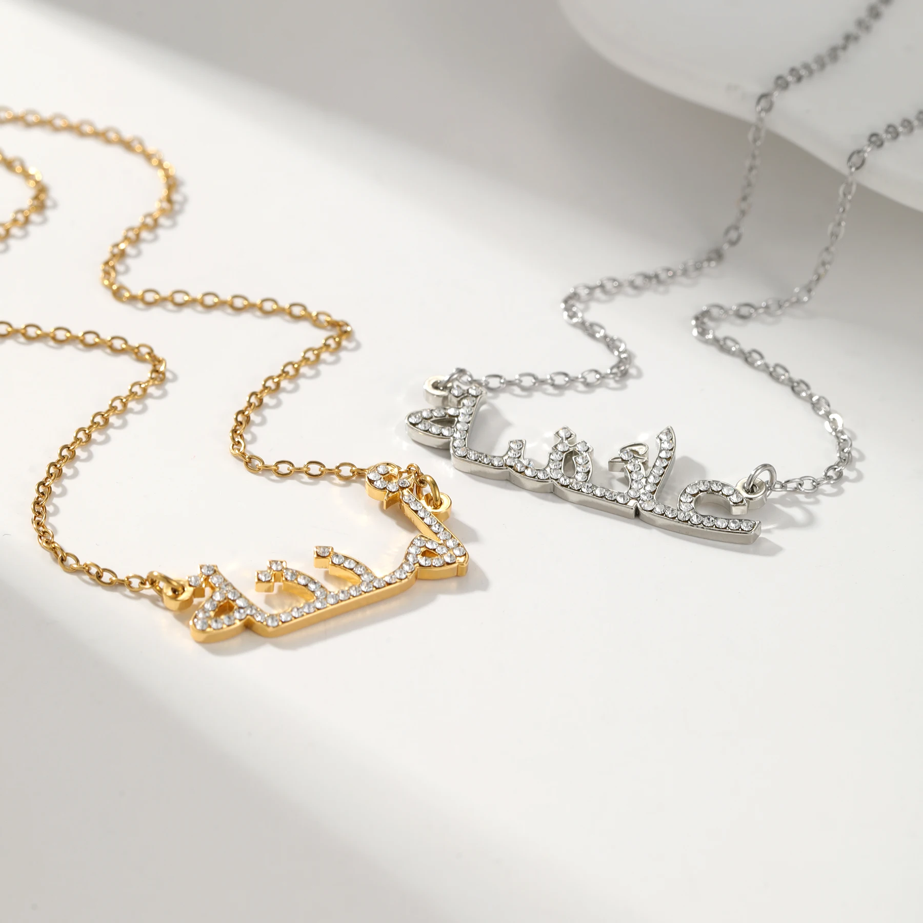 

Custom Arabic Name Necklace Diamond Details Dainty Chain Jewelry Unique Cultural Name Necklaces Christmas anniversary Couple