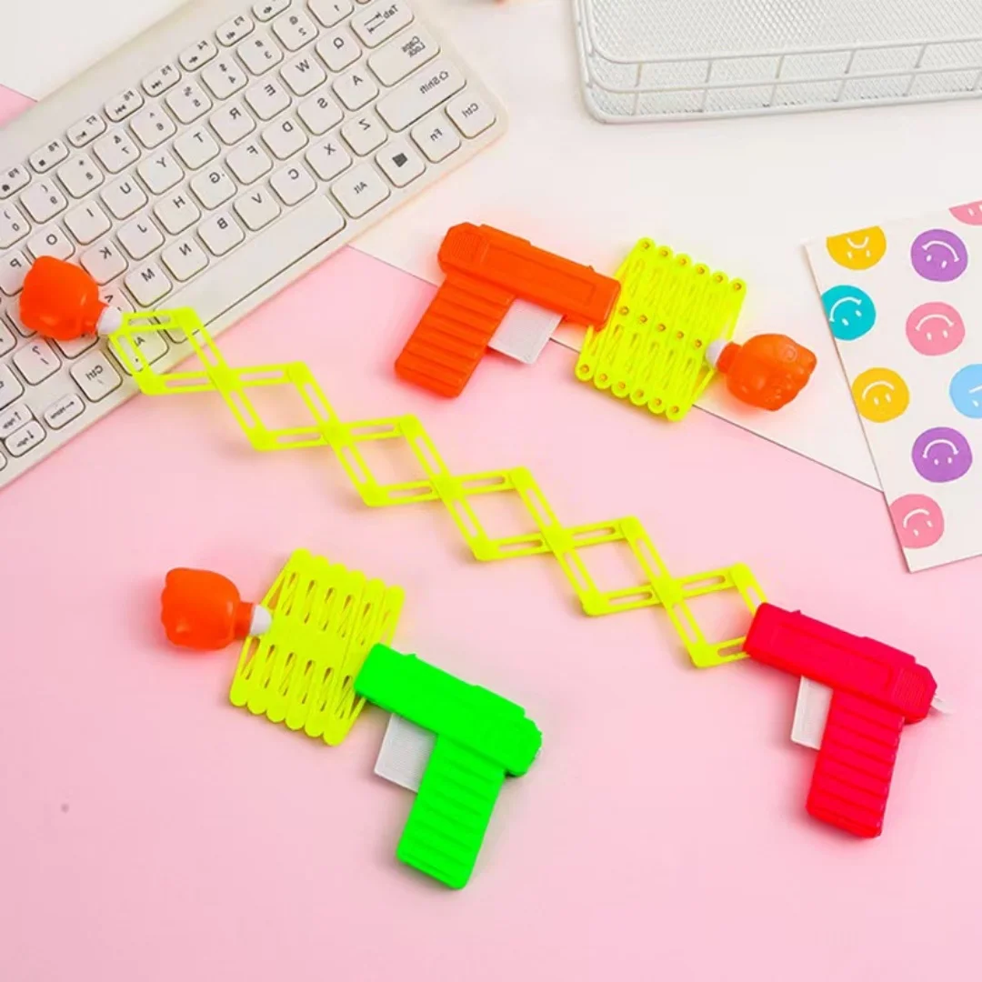 3 Pcs Fun Telescopic Fist Funny Toy Children\'s Birthday Halloween Party Supplies Gifts Christmas Carnival Party Gift Rewards