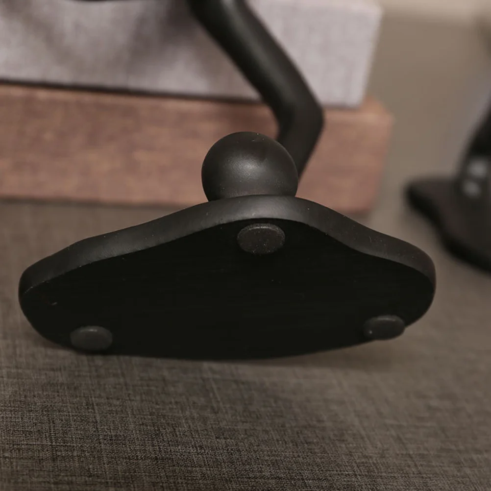 

1Pcs Premium Resin -Pong Player Ornament Handcrafted Special Texture Home Office Festival Gift Resin Figure