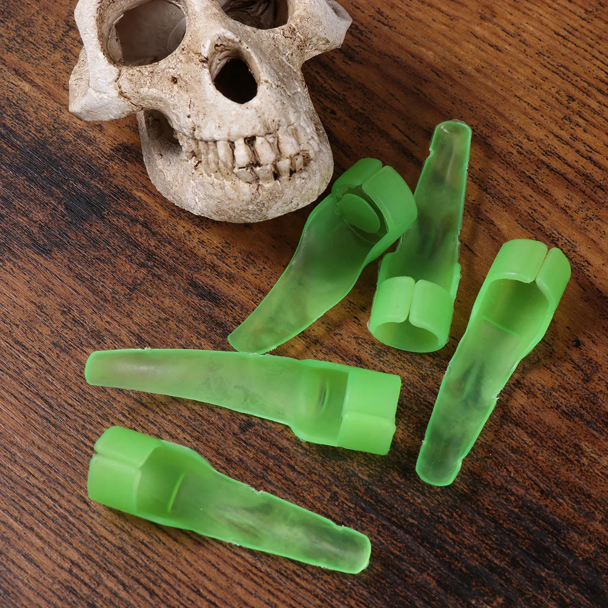 12 Buah Penutup Gigi Halloween Taring Palsu dan Kuku Jari Bercahaya Menyala dalam Gelap Aksesoris Kostum Horor Pesta