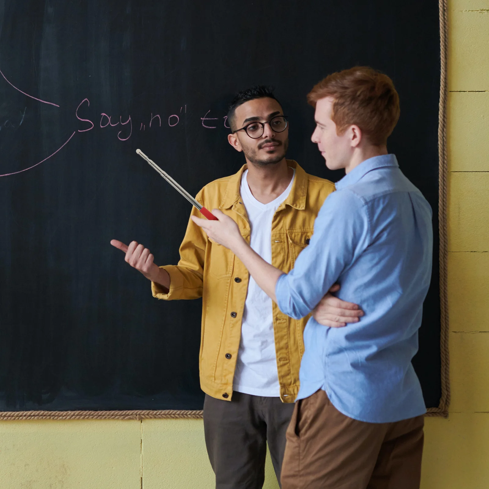 

Teaching Pen Extendable Telescopic Retractable Pointer Lightweight Handy for Professors Students Doctors Pocket Clip Design