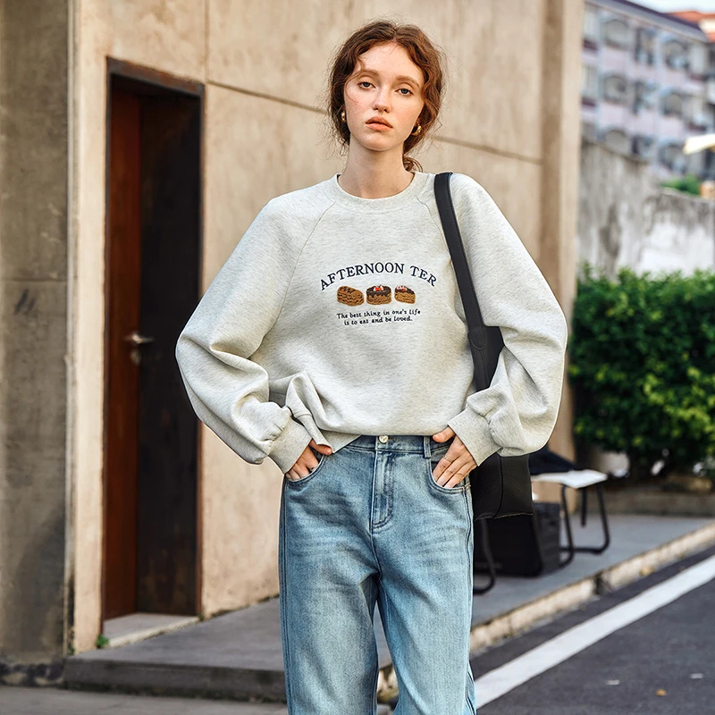 

OLrain Embroidery Woman Sweatshirt Autumn 2025 New Vintage Fashion Cotton Streetwear Long Sleeve Casual Pullovers M57CR95855